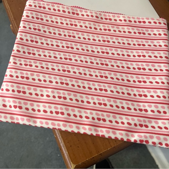 New Betsy Johnson Wet or Dry Hair Detangler Hair Brush With Make Up Case - Picture 3 of 5